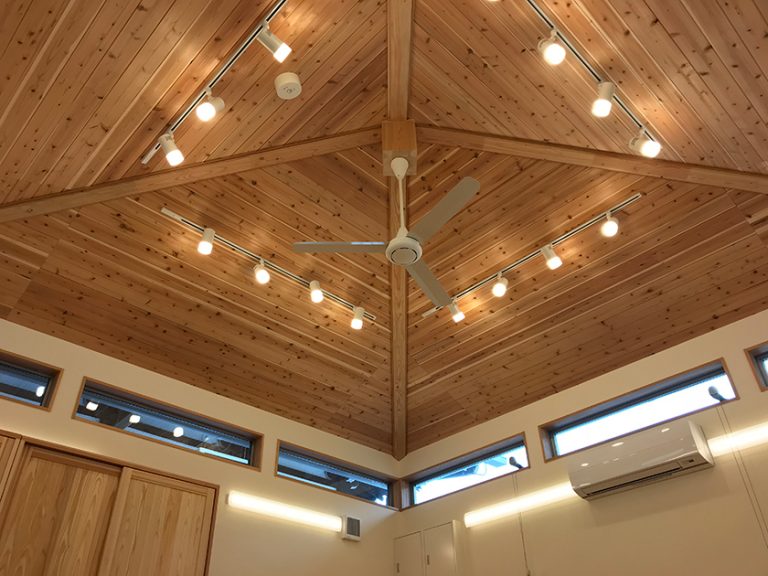 寺院境内の保育園を段階的に整備する