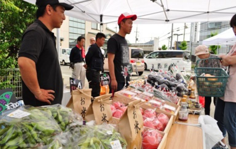 都市と共生する「農」。若手農家７名が「近隣住民との交流型マルシェ」をスタート！！