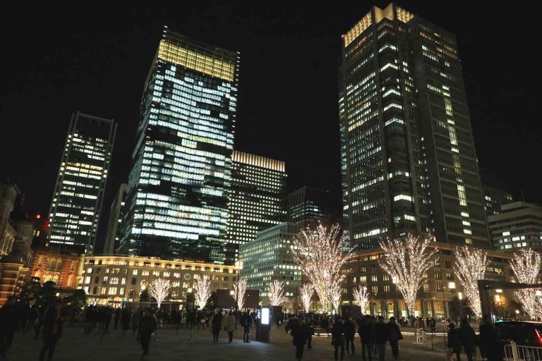 東京都「良好な夜間景観形成のための建築計画の手引」の作成を支援しました