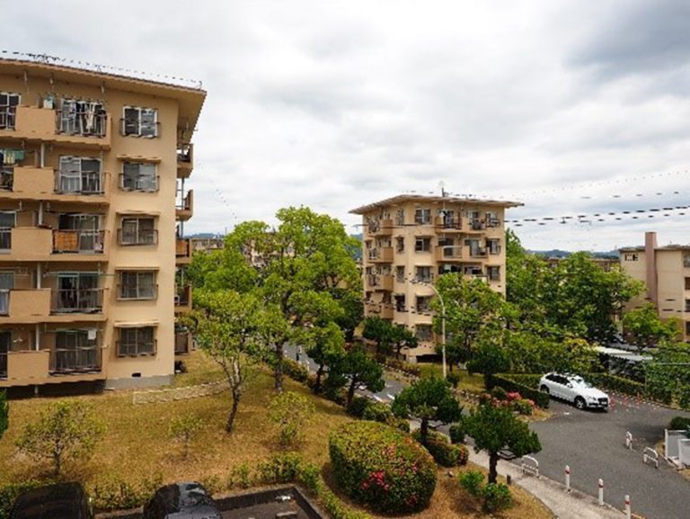 千里ニュータウンが循環するための 公的賃貸住宅の役割を夢想する