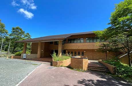 公共公益施設が閉鎖された後の利活用のあり方に関する検討を進めています