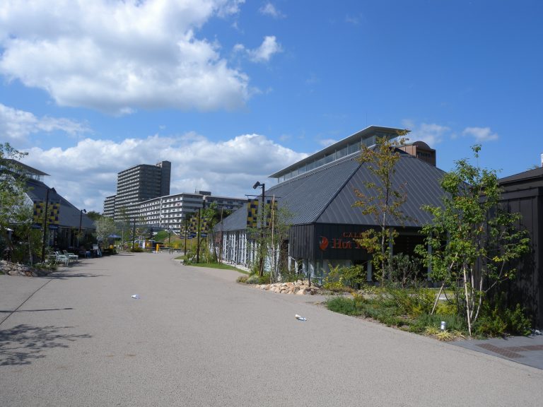 草津川跡地公園「de愛ひろば」